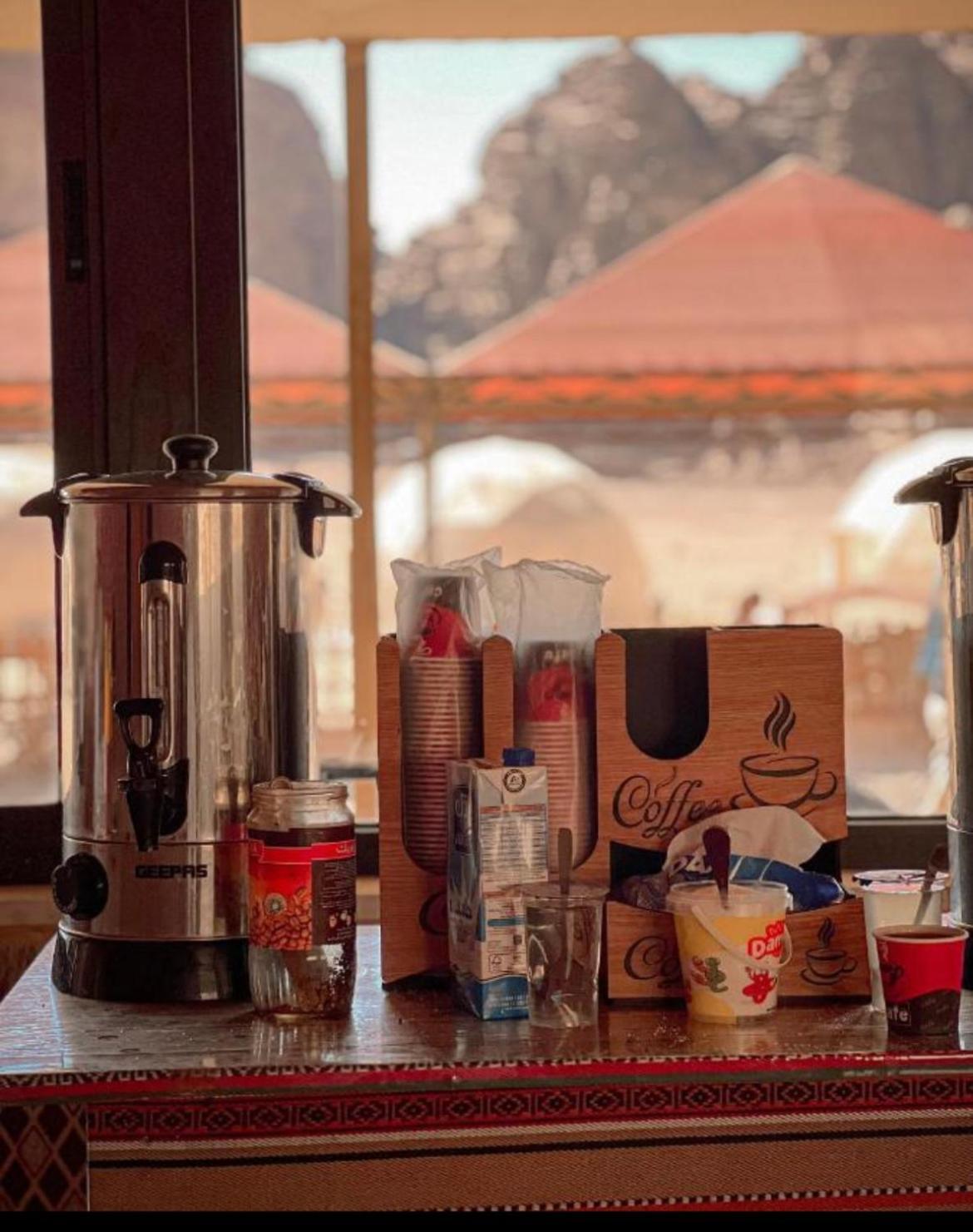 Holiday Inn Luxury Camp Wadi Rum Exterior foto